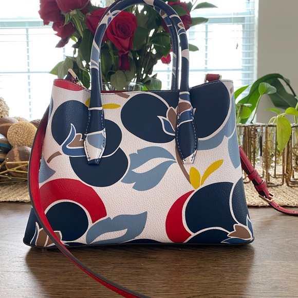 Kate Spade Crossbody Bag - Picture 5 of 6